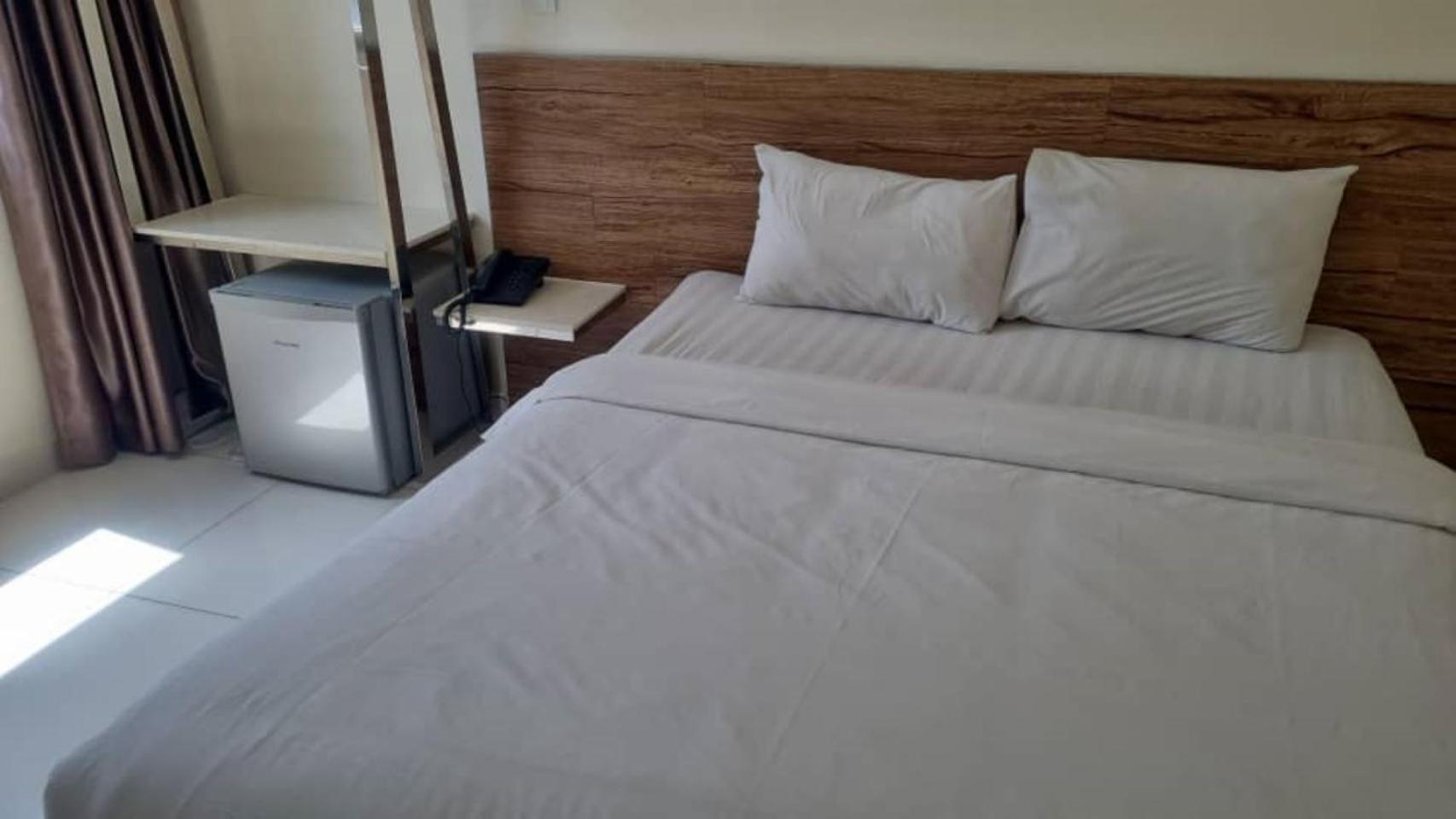 Avatel Jelutong Hotel Gelugor Bagian luar foto
